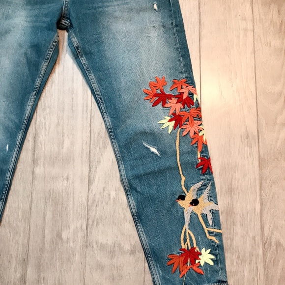 ZARA Boyfriend Jeans:Blue, US 6, 8,10/EUR 38,40,42 - Picture 4 of 5